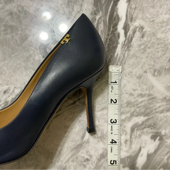 Tory Burch Penelope 85MM Cap Toe Pump Heels Size US 6 Ink Navy Perfect Black - Picture 15 of 15